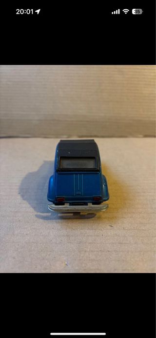 Modellino auto Citroen 2CV