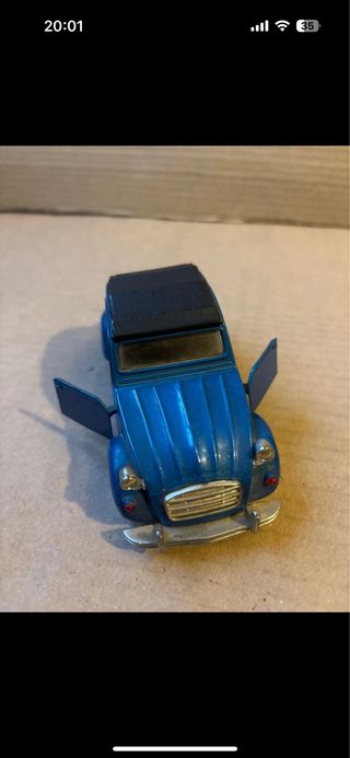 Modellino auto Citroen 2CV