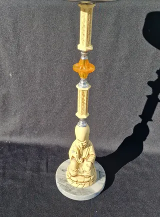 Cenicero Oriental Figura Hombre Sabio