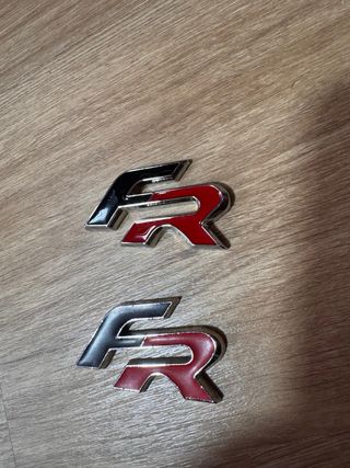 2 Emblemas simbolo FR Seat Leon Ibiza