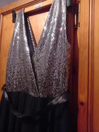 Vestido de fiesta lentejuelas y negro