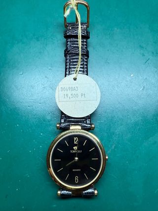 Reloj Tornelli Negro y Dorado