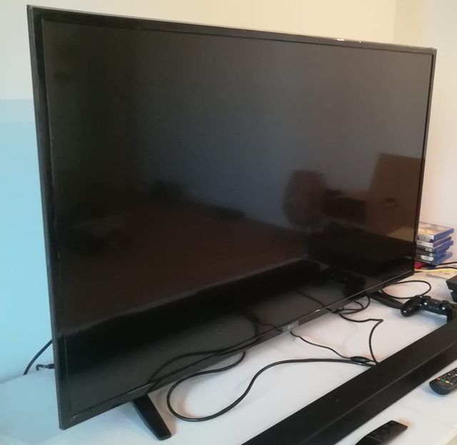 Televisión LG LED 49 49LF510V