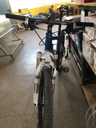 Bicicleta Giant Anthem