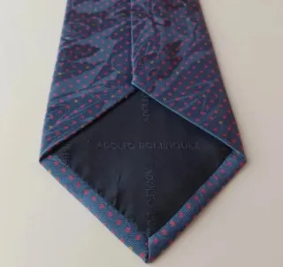 Corbata de seda Adolfo Domínguez vintage años 90