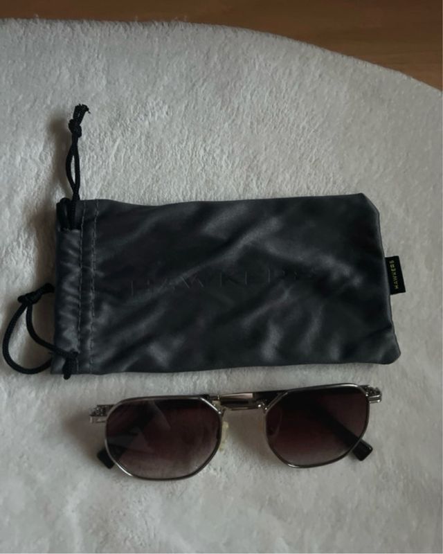 Gafas de sol octogonales plateadas