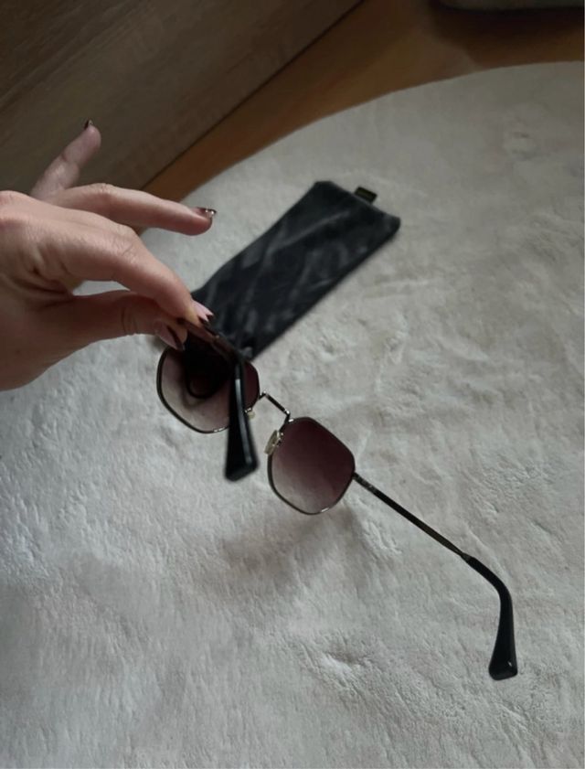 Gafas de sol octogonales plateadas