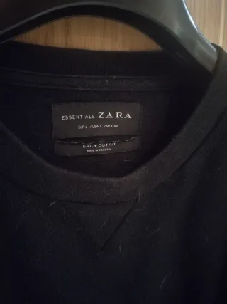 Sudadera Zara Negra