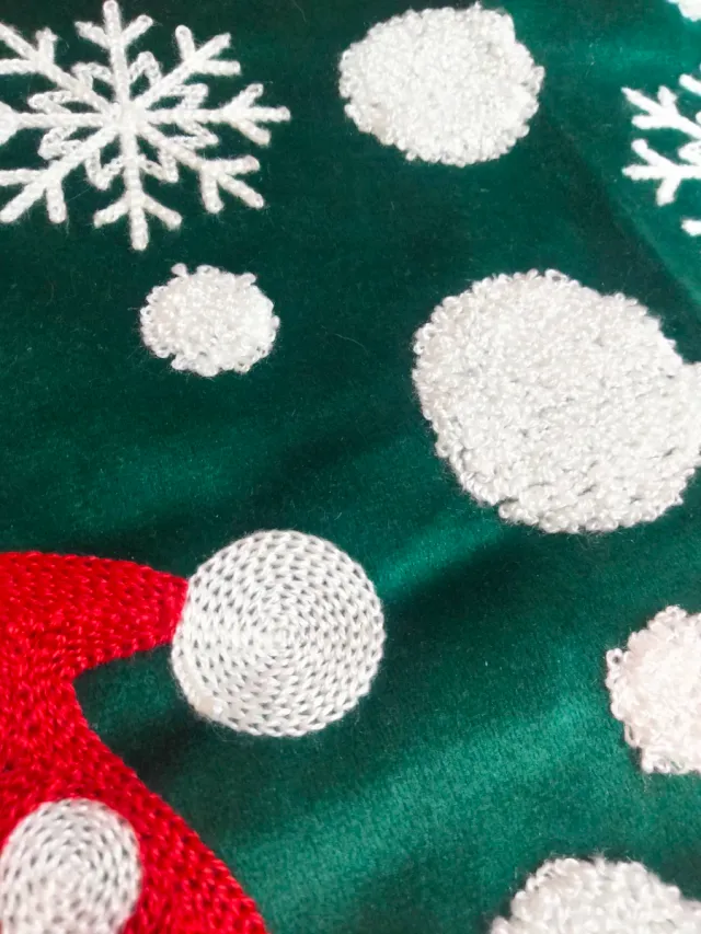 Capa para Almofada de Natal Bordada 45x45