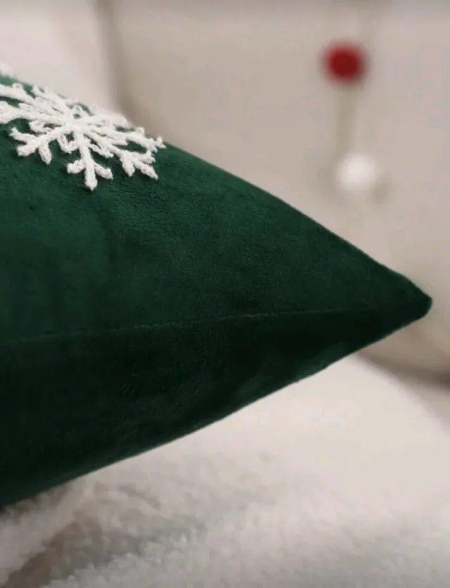 Capa para Almofada de Natal Bordada 45x45