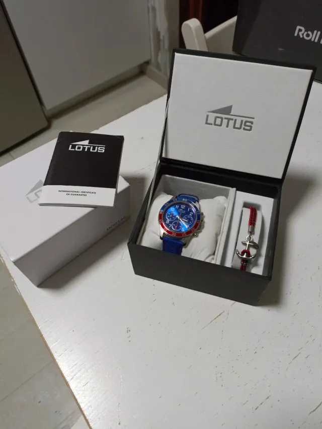 Reloj ESFERAS LOTUS Junior
