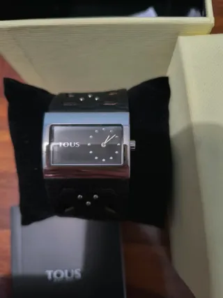 Reloj Tous Plata y Piel Negro