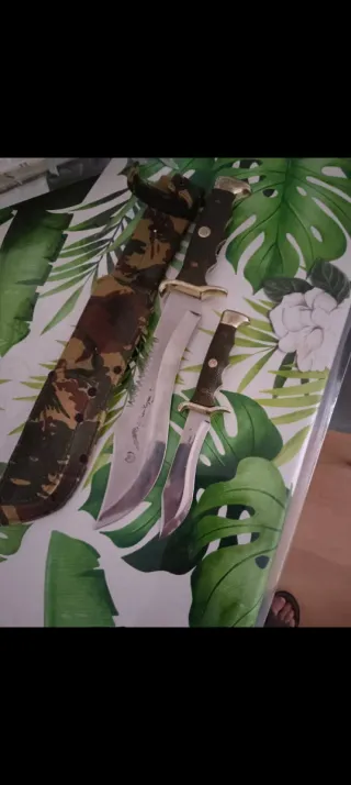 Set 2 cuchillos Nieto años 80 + funda