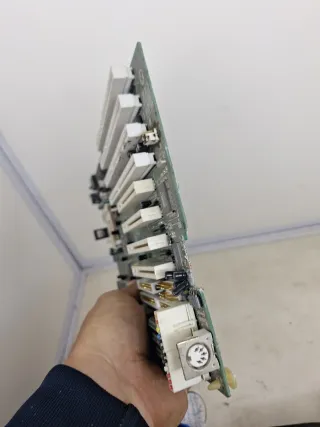 PLACA BASE DE ORDENADOR ANTIGUO PARA PIEZAS