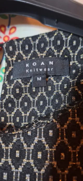 Blusa Koan nera con argento