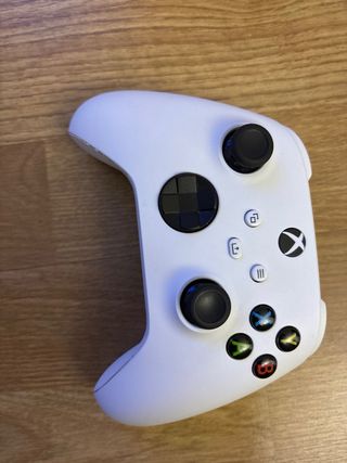 Xbox Series S 512GB + 2 Mandos