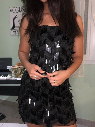 Vestido negro lentejuelas abalorios tirantes Zara