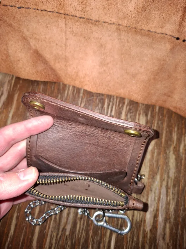 Cartera motera en cuero 2mm