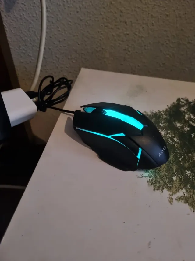 Ratón Gamer Negro y Blanco