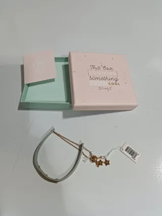 Pulsera Mr. Wonderful dorada con estrellas