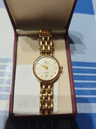 Reloj Lotus Oro Zafiro