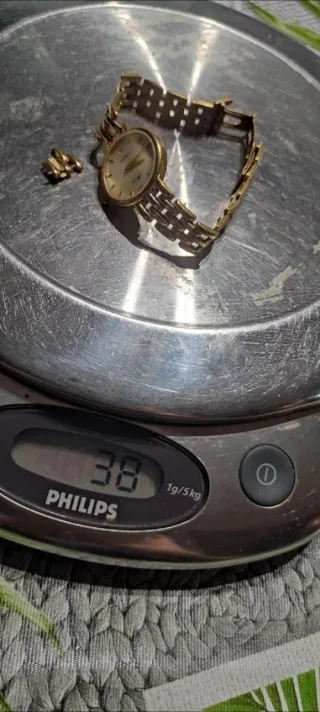 Reloj Lotus Oro Zafiro