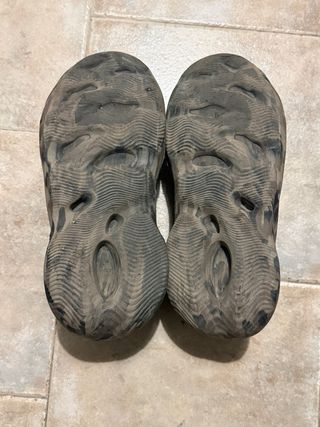 Adidas Yeezy Foam Runner Negro/Azul 10.5 US