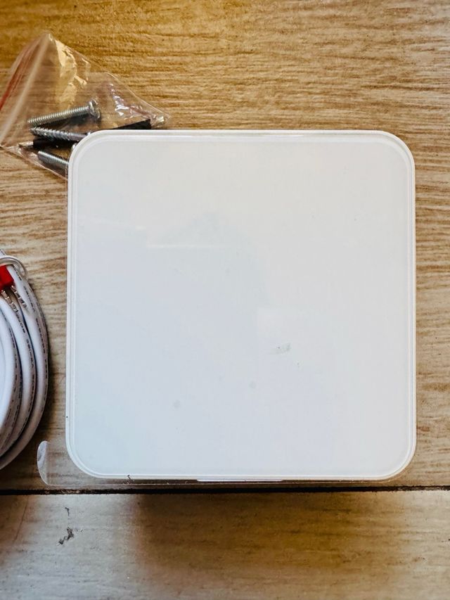 NUOVO! Termostato intelligente Wi-Fi nuovo da estrenare