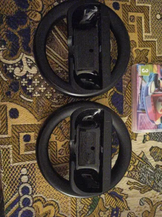 Mario Kart 8 Deluxe + Volantes Nintendo Switch