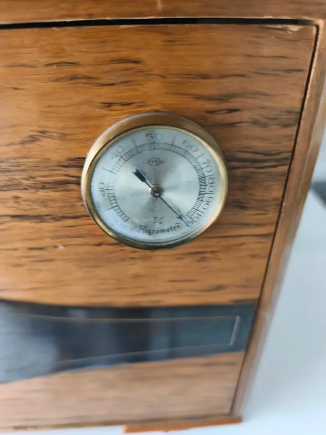 Antiguo Humidor Puros Madera Noble