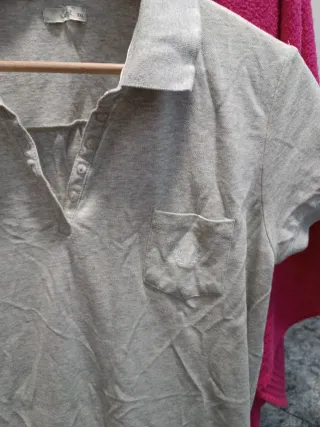 Vestido gris tipo polo midi