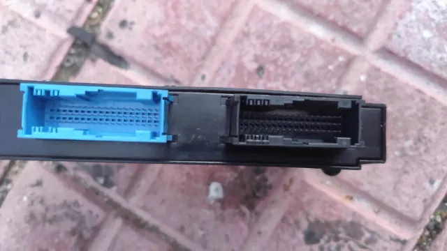 Caja Fusibles y Centralita BMW Serie 1 E81