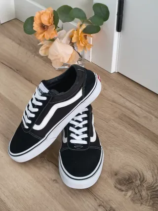 Zapatillas Vans Negras talla 40