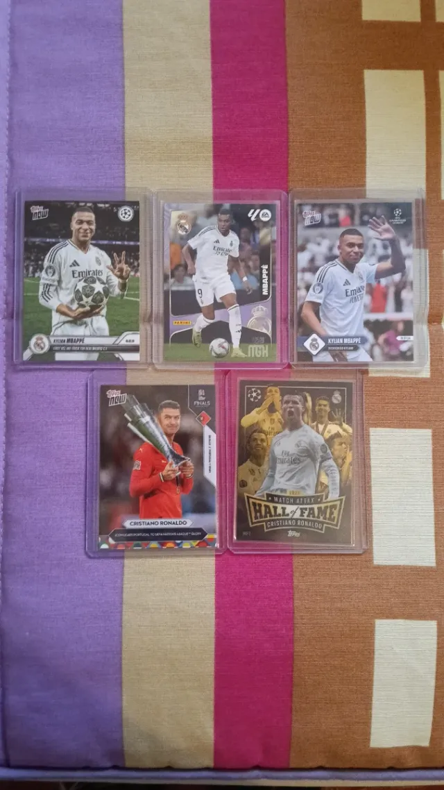 Lote, buenas trjets de coleccionista. CR7 y mbappe