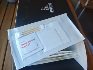 Lote de insumos para anillador de marca Stiletto