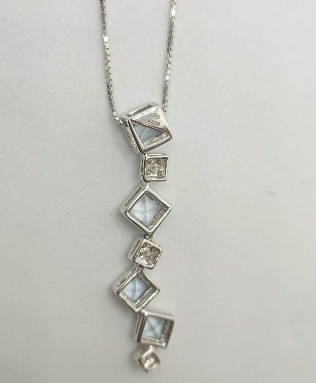 Cadena de oro blanco 18k piedras, 3.55 g, 39.5 cm.