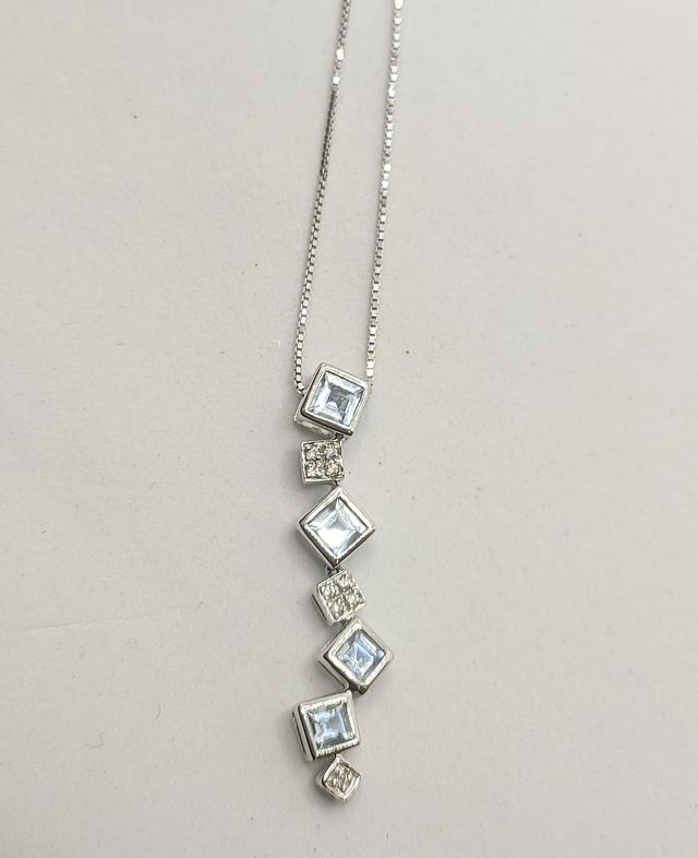 Cadena de oro blanco 18k piedras, 3.55 g, 39.5 cm.