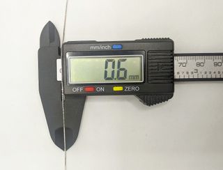 Cadena de oro blanco 18k piedras, 3.55 g, 39.5 cm.