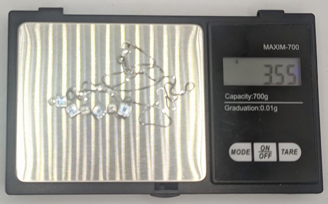 Cadena de oro blanco 18k piedras, 3.55 g, 39.5 cm.