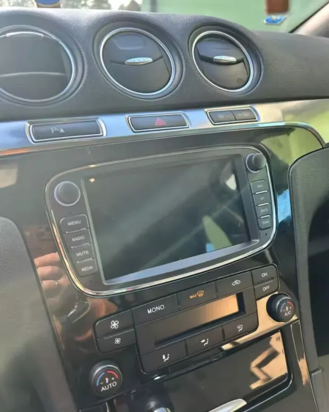 Tela de Rádio Android para Ford