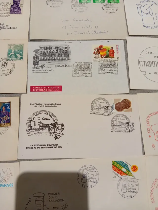 Lotto di 20 buste e carte filatelia