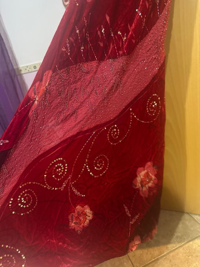 Vestido de fiesta rojo y dorado gasa y terciopelo