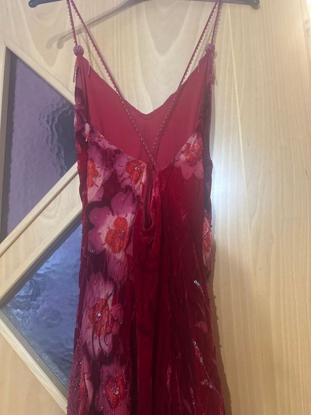 Vestido de fiesta rojo y dorado gasa y terciopelo