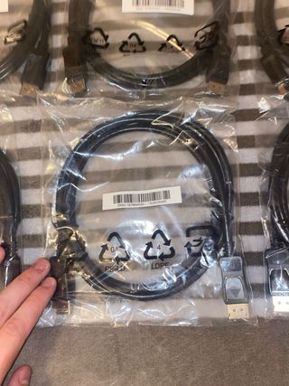 Cables HDMI Nuevos a estrenar en su bolsa (3€) und