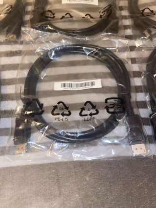 Cables HDMI Nuevos a estrenar en su bolsa (3€) und