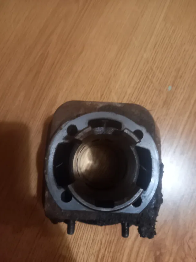 Cilindro,pistón, variador y carburador Vespino F9