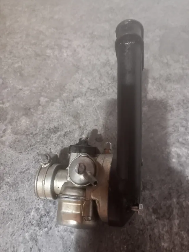 Cilindro,pistón, variador y carburador Vespino F9