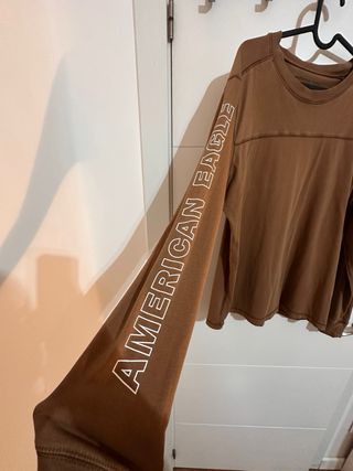 Blusa manga larga American Eagle café