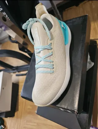 Zapatillas Under Armour Beige/Turquesa