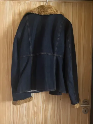 Chaqueta vaquera con forro de borreguito